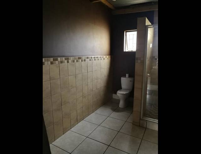 3 BEDROOM HOUSE FOR SALE IN VANDERBIJLPARK SE 2